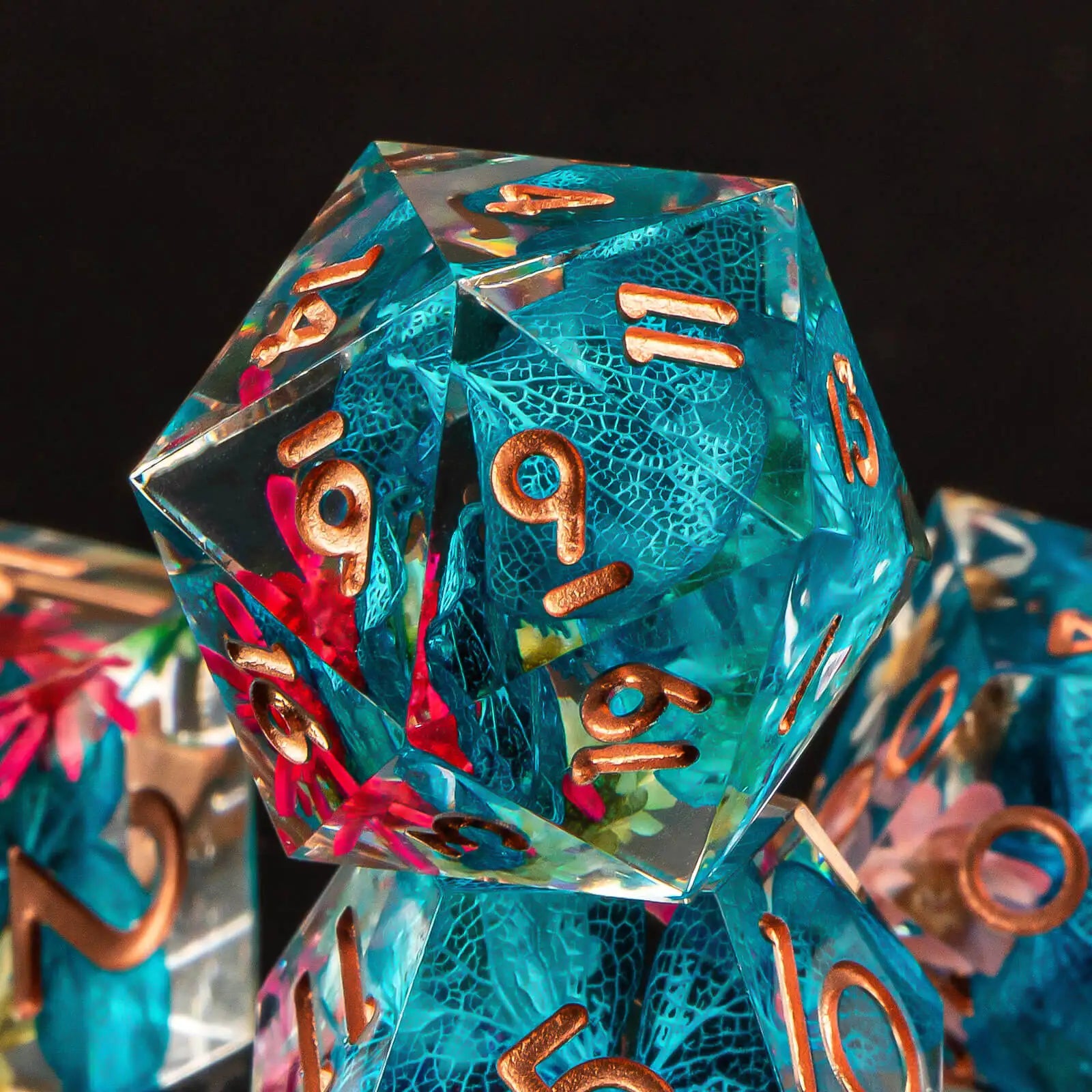 DND Sharp Edge Dice Set, 7 Piece Resin Dice Set, Polyhedral Dice Set Dungeons and Dragons Dice, Flower D&D Dice Set