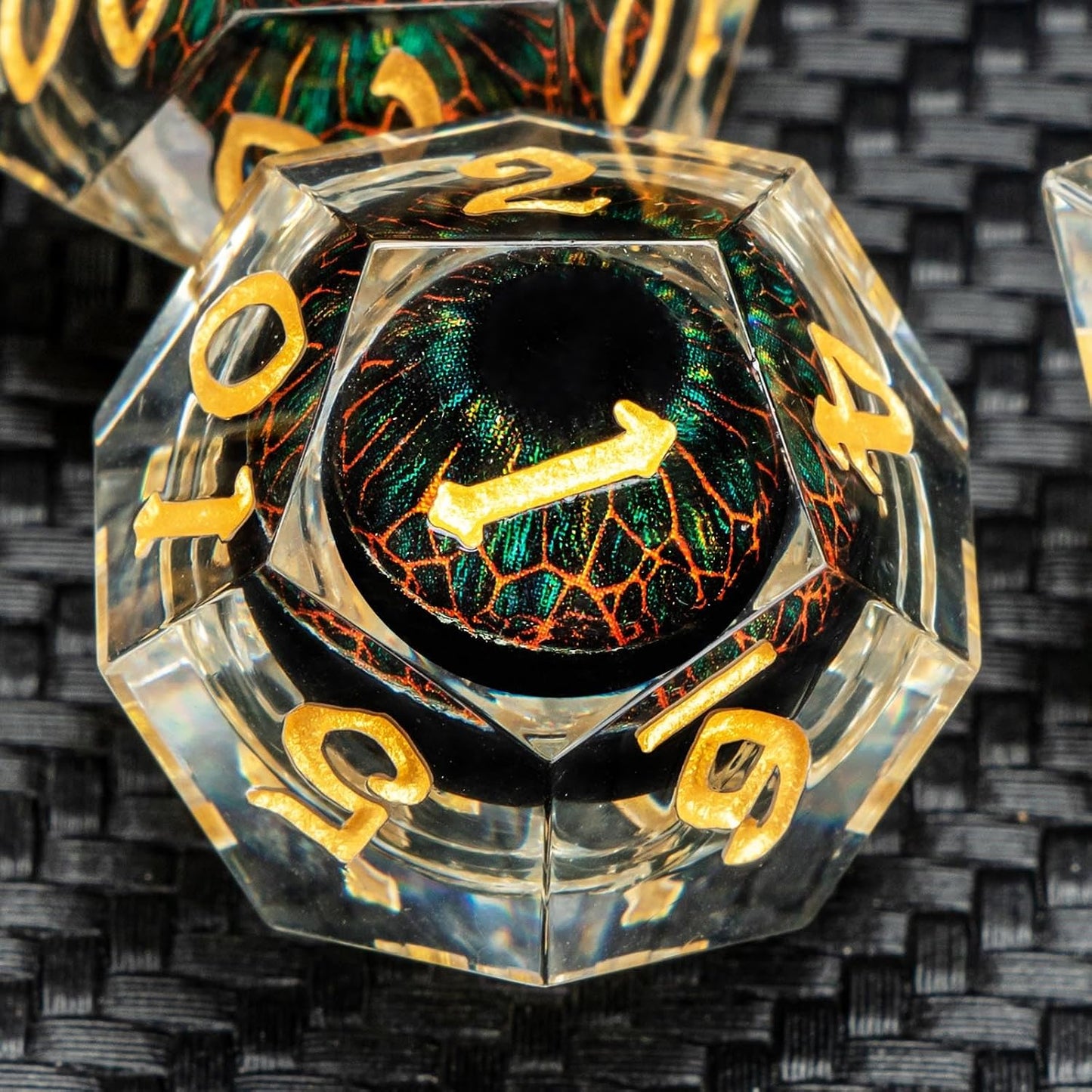 Float Liquid Core Resin Dice Set with Gift Box, Cool Sharp Edge Beholder Eye DND Dice, Polyhedral Role Playing Game D and D Dice D20 D12 D10 D8 D6 D4