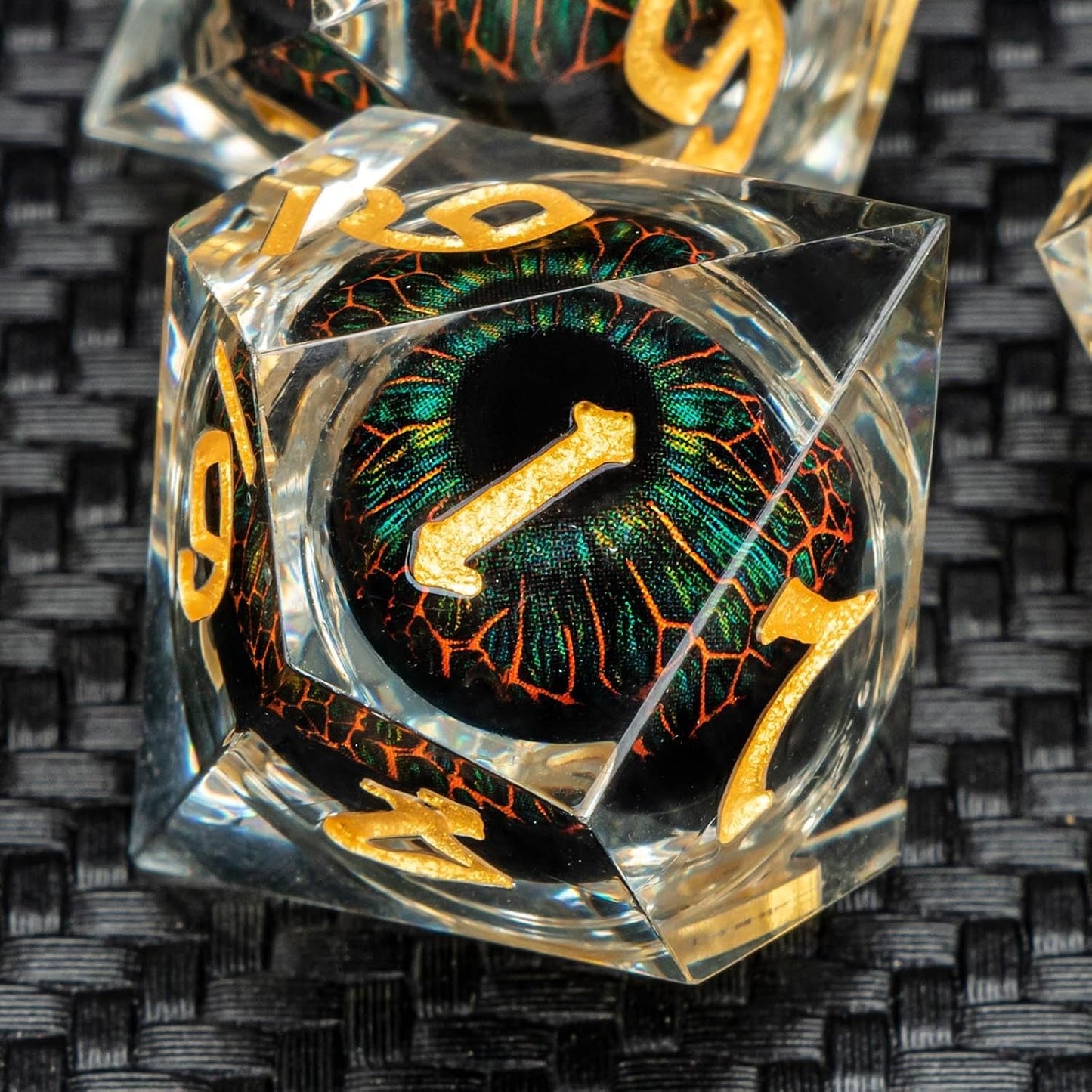 Float Liquid Core Resin Dice Set with Gift Box, Cool Sharp Edge Beholder Eye DND Dice, Polyhedral Role Playing Game D and D Dice D20 D12 D10 D8 D6 D4